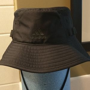 Adidas bucket hat